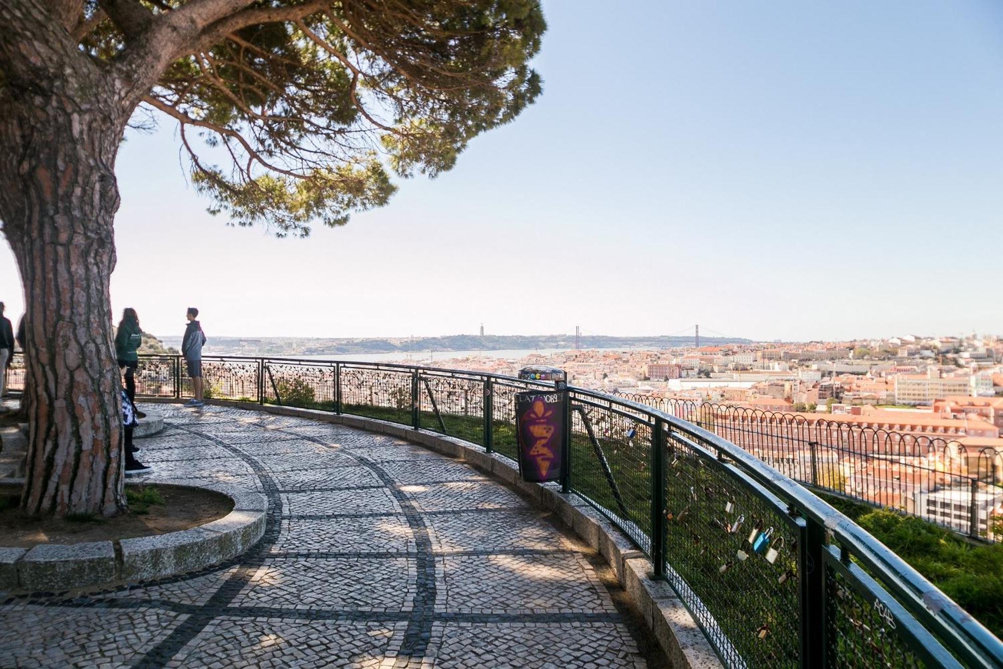 Happy Stay Lisbon - Suite With A View, Private Terrace & Ac Esterno foto